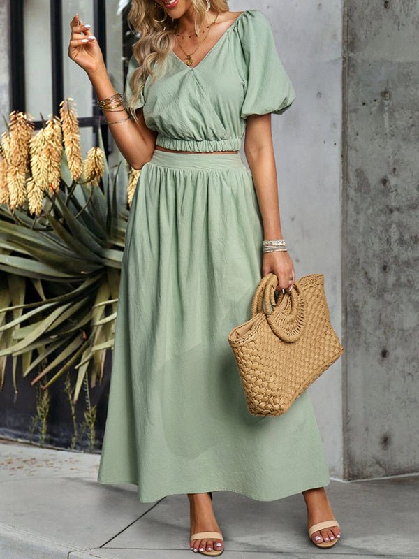 V - neck short - sleeved top and skirt suit - MOUS